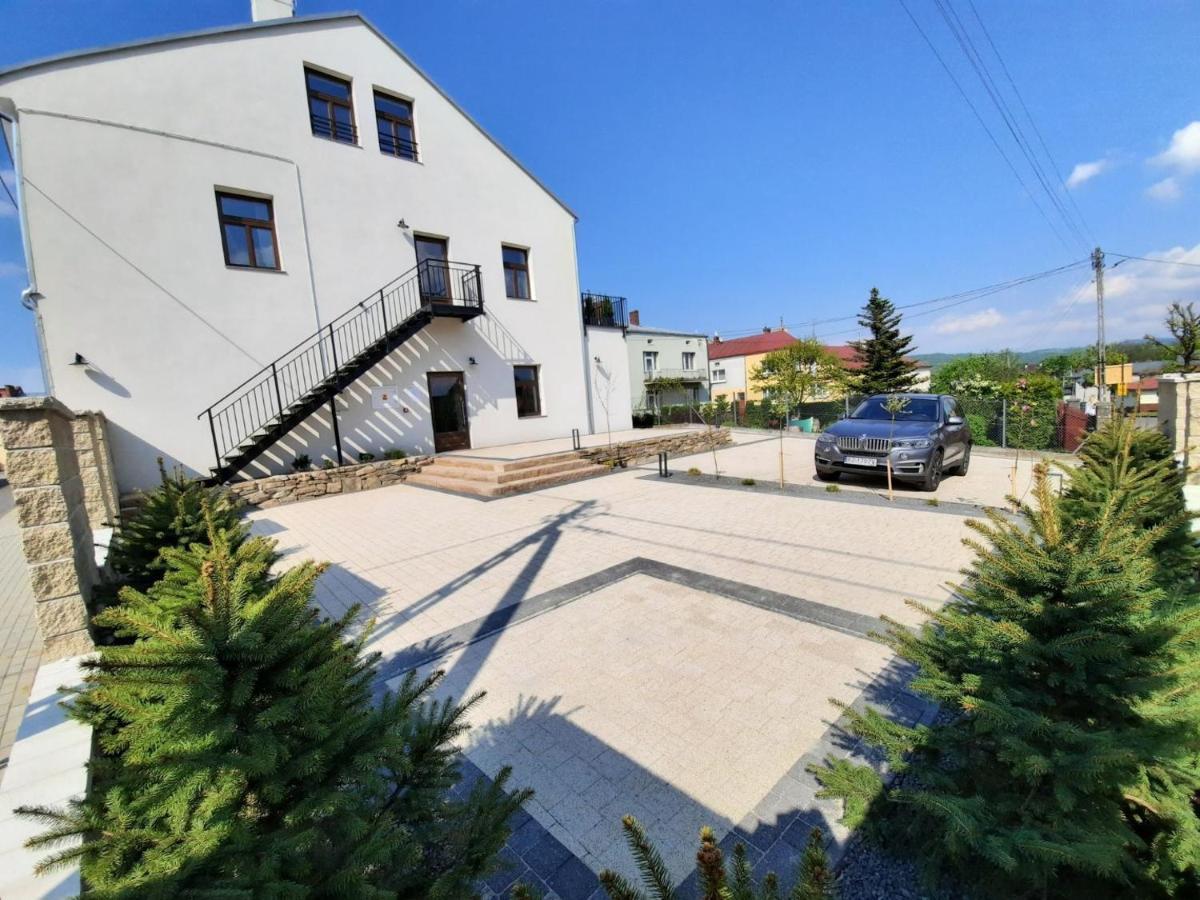 Apartamenty Dukla Dış mekan fotoğraf